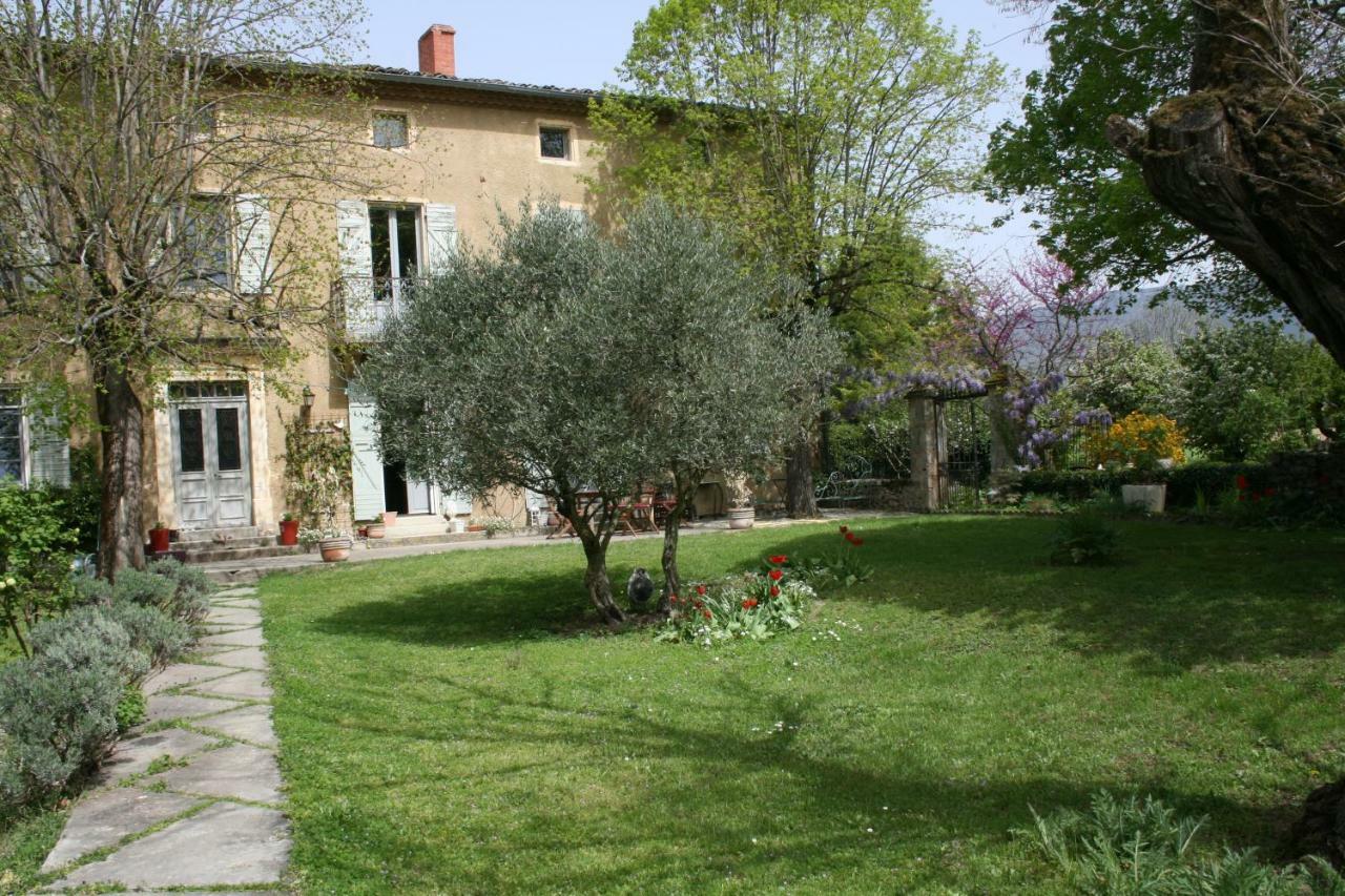 Le Domaine Des Rouges Queues Hotel Chateaudouble  Kültér fotó